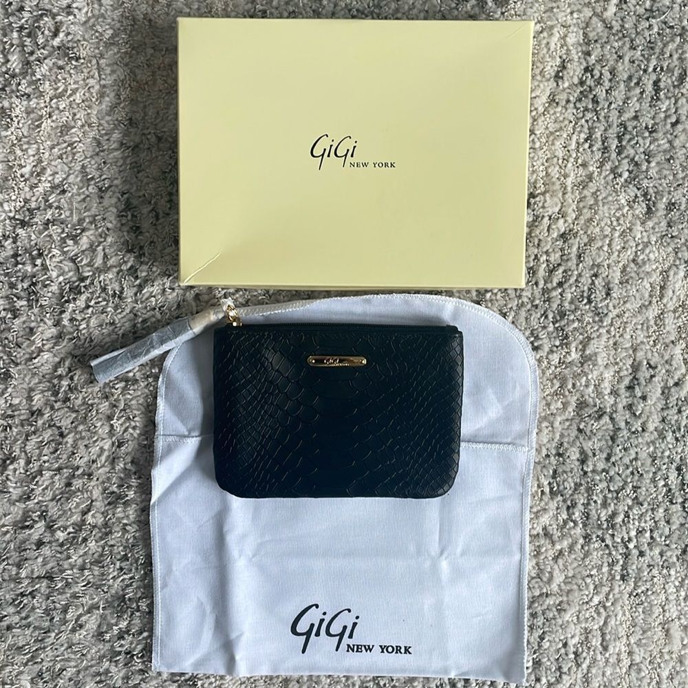 NWT GiGi New York Black Embossed Python Leather 4" x 6" Coin Purse Pouch Gold - Picture 2 of 6